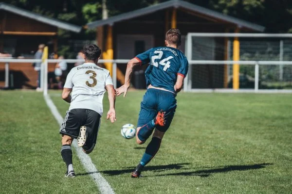 soccer winger crossing